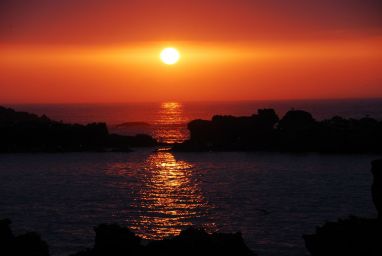 Sonnenuntergang am Meer, Marokko.jpg